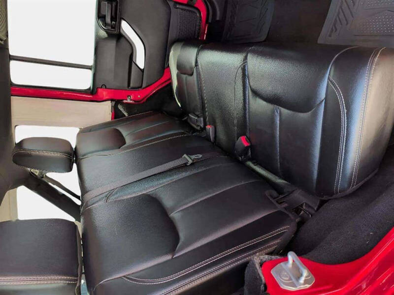 2015 Jeep Wrangler Unlimited Sahara