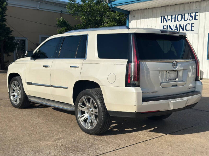 2015 Cadillac Escalade Luxury