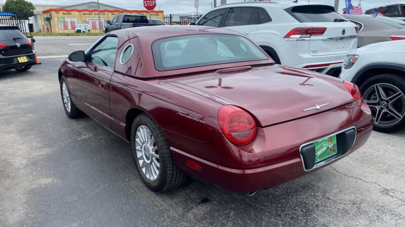 2004 Ford Thunderbird Deluxe