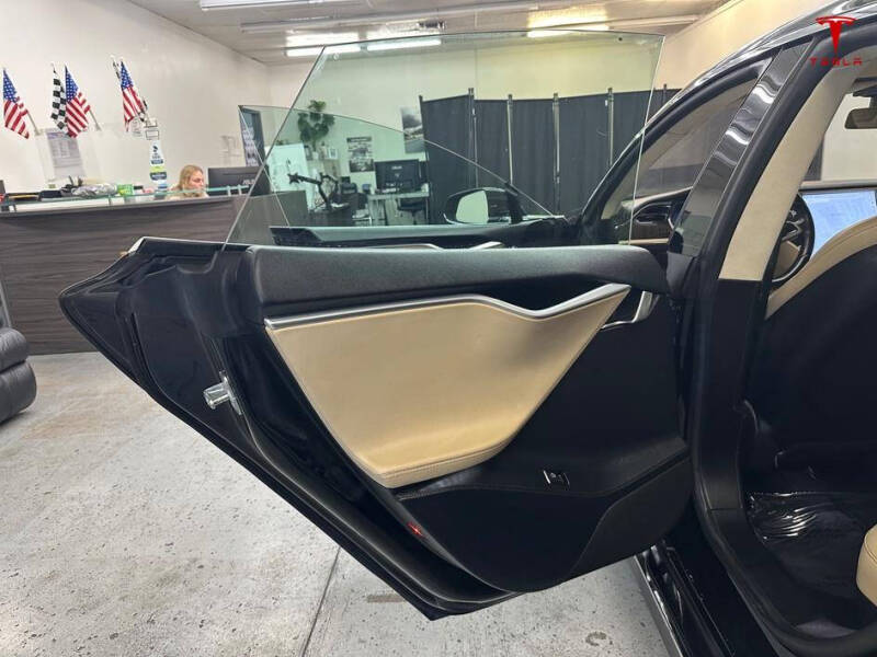 2013 Tesla Model S