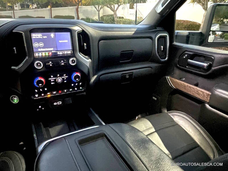 2021 GMC Sierra 2500HD Denali