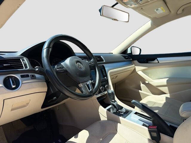 2012 Volkswagen Passat TDI SE