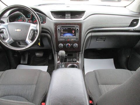 2017 Chevrolet Traverse LT