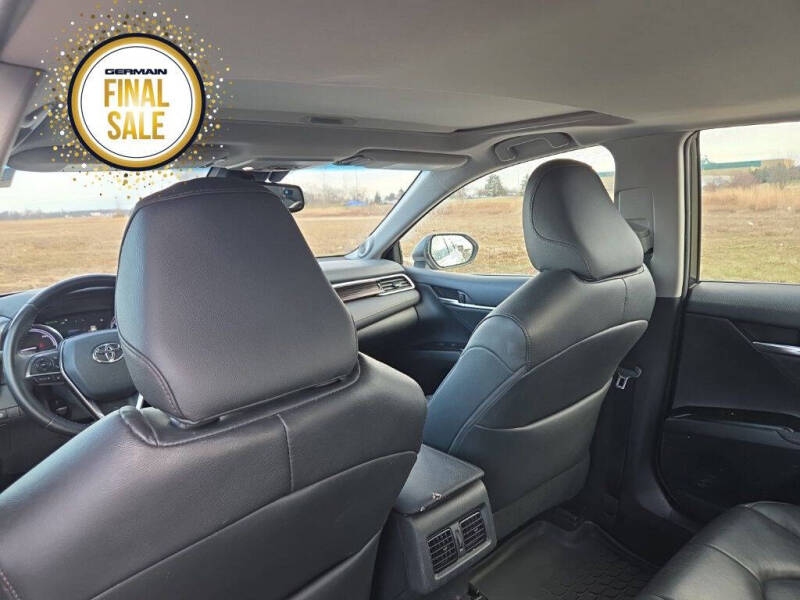 2018 Toyota Camry Hybrid XLE