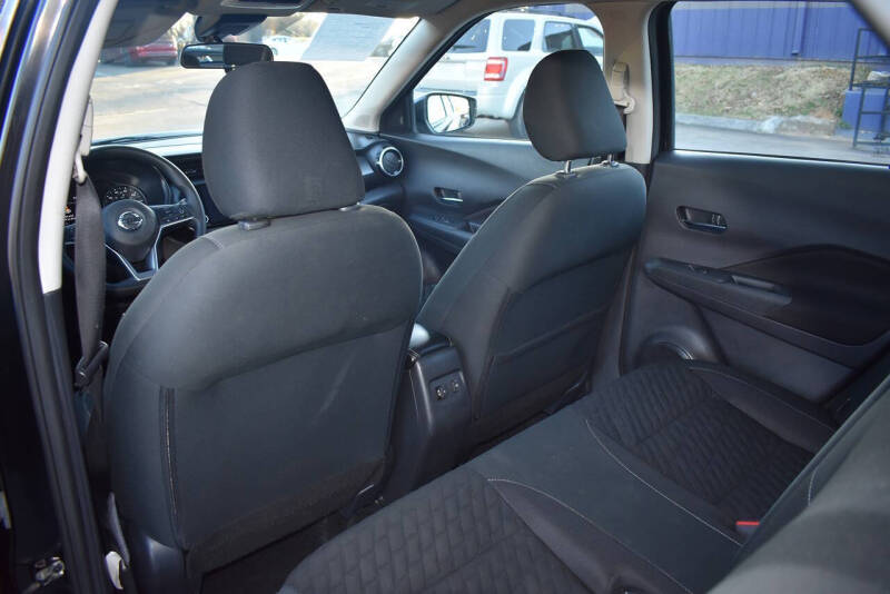 2021 Nissan Kicks SV