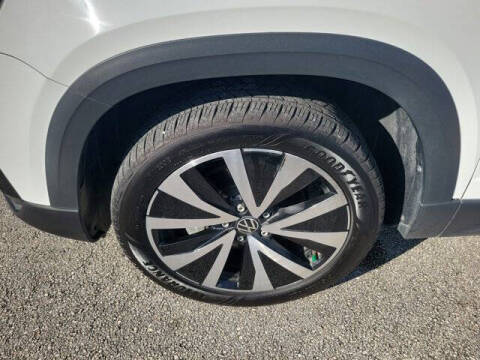 2024 Volkswagen Taos SE