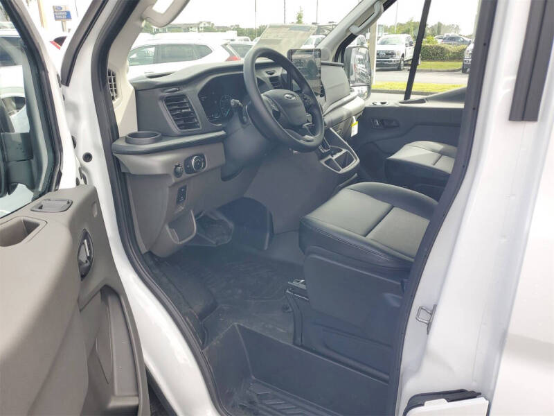 2025 Ford Transit 250
