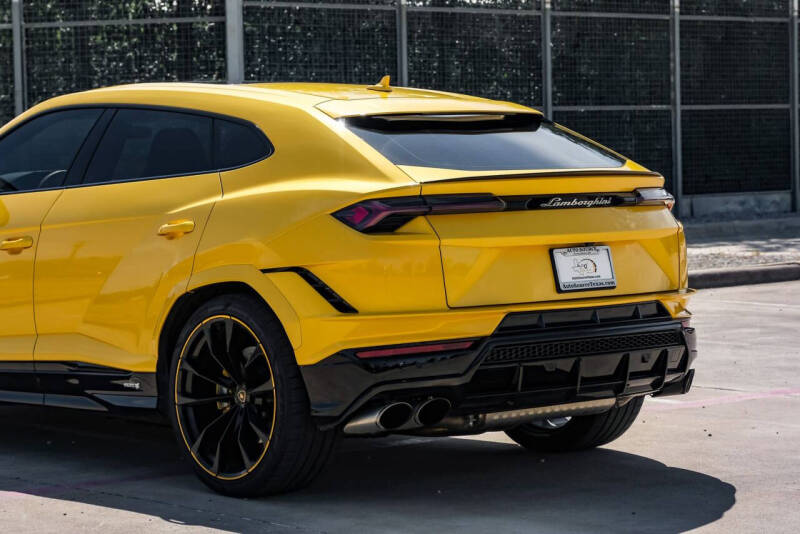 2024 Lamborghini Urus S