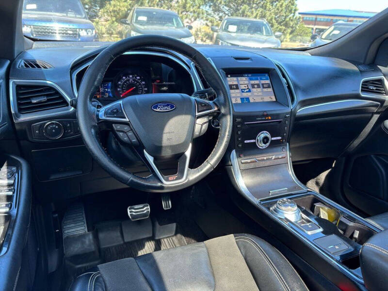 2019 Ford Edge ST