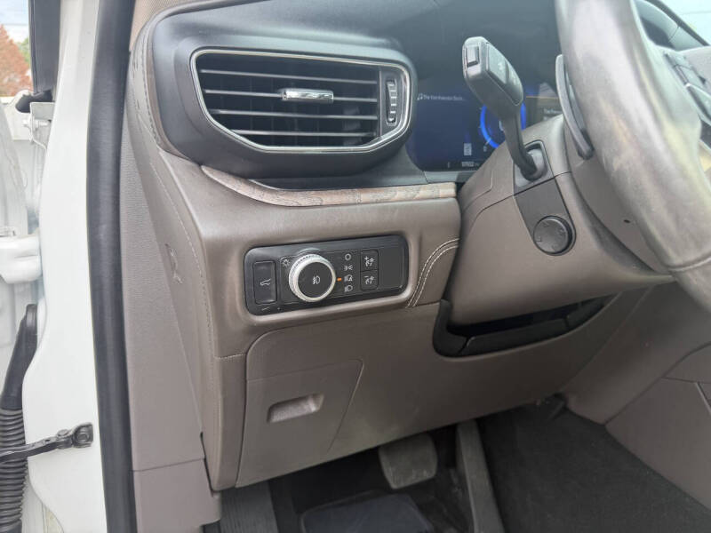 2020 Ford Explorer Platinum