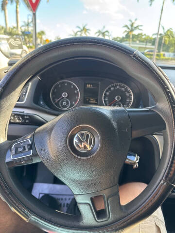 2012 Volkswagen Passat S PZEV