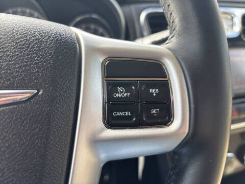 2013 Chrysler 200 Limited