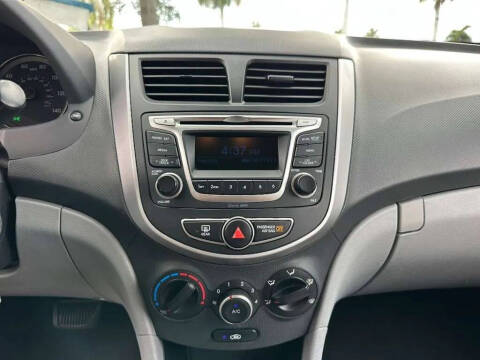 2015 Hyundai Accent GS