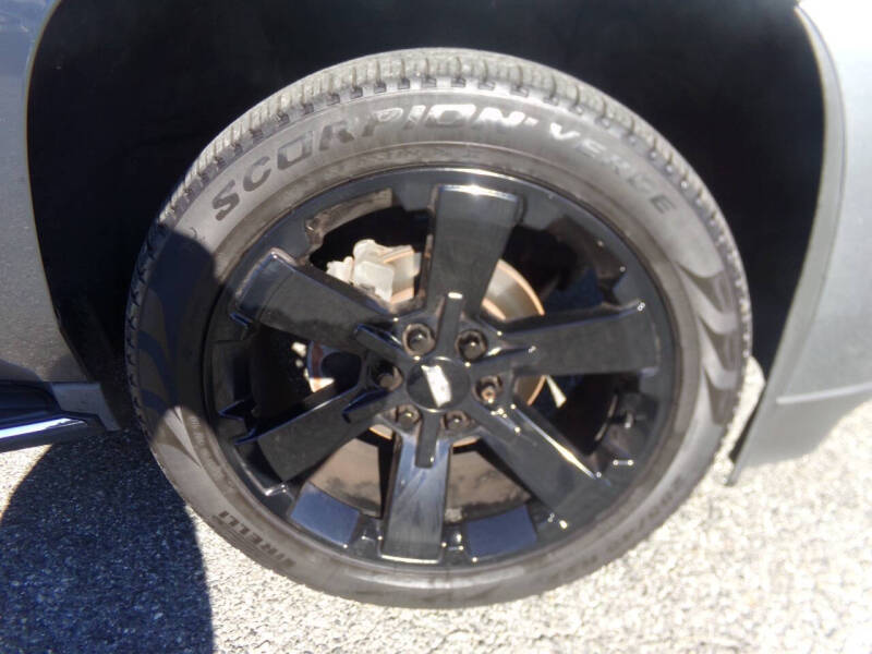 2018 Cadillac Escalade Luxury