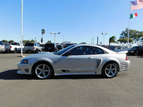 2004 Ford Mustang GT Deluxe
