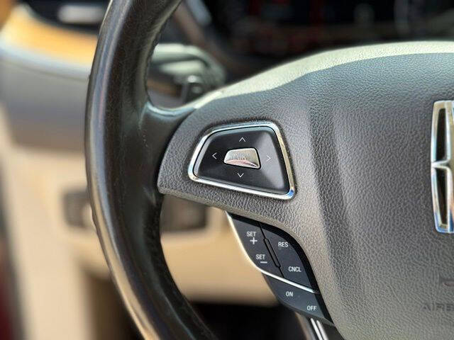 2019 Lincoln MKC Select