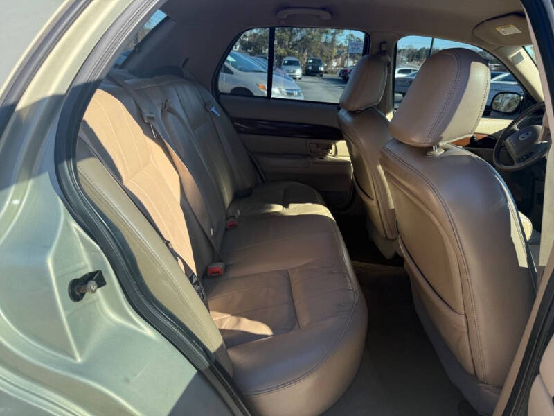 2004 Mercury Grand Marquis LS Premium