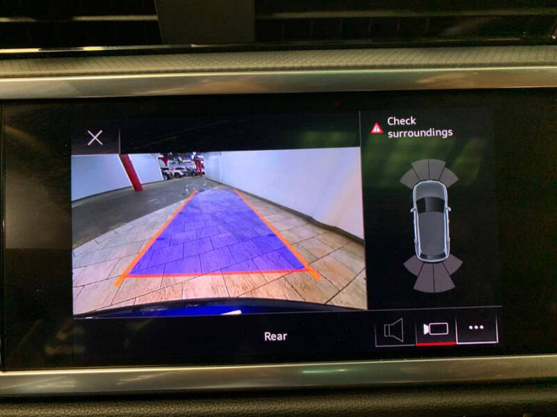 2022 Audi Q3 quattro S line Premium 45 TFSI