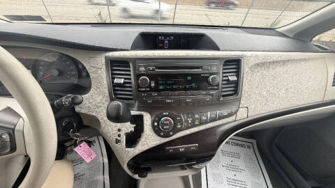 2014 Toyota Sienna