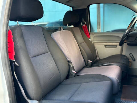 2010 Chevrolet Silverado 3500HD CC Work Truck