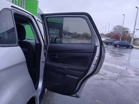 2013 Mitsubishi Outlander Sport ES