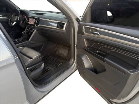 2020 Volkswagen Atlas Cross Sport V6 SEL 4Motion