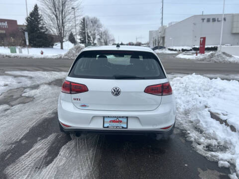 2017 Volkswagen Golf GTI Autobahn