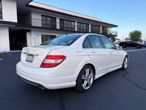 2011 Mercedes-Benz C-Class C 300 Luxury