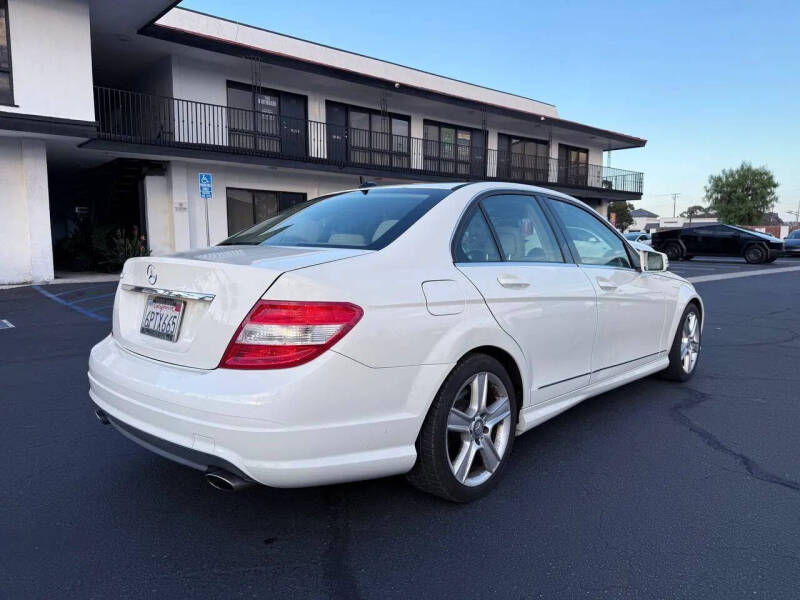 2011 Mercedes-Benz C-Class C 300 Luxury