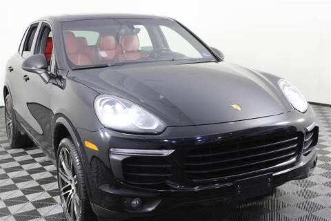 2017 Porsche Cayenne Platinum Edition
