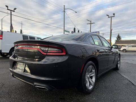 2017 Dodge Charger SXT