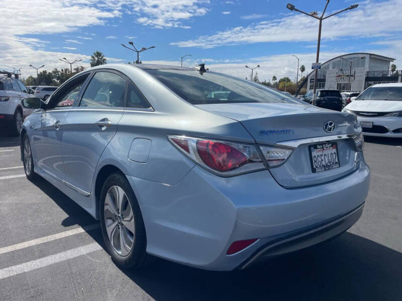 2013 Hyundai Sonata Hybrid Limited