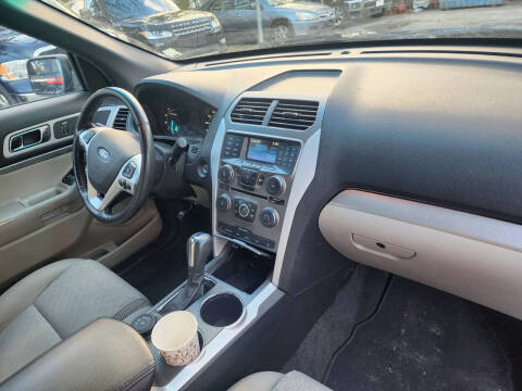 2012 Ford Explorer XLT