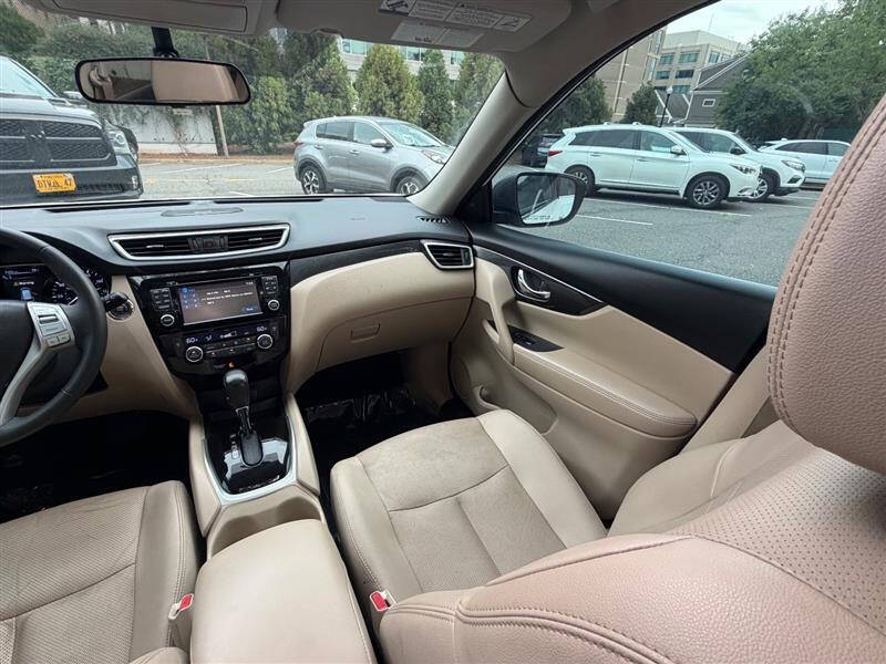 2016 Nissan Rogue SL