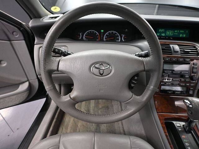 2002 Toyota Avalon XL