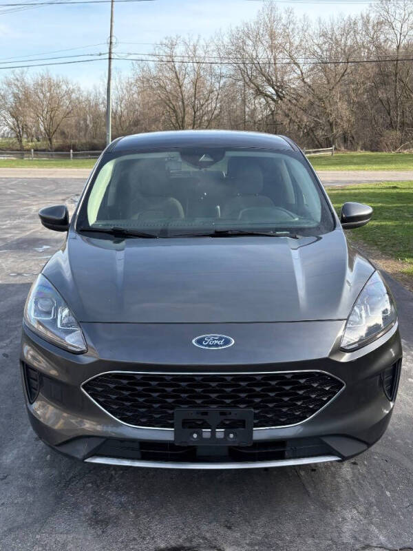 2020 Ford Escape SE