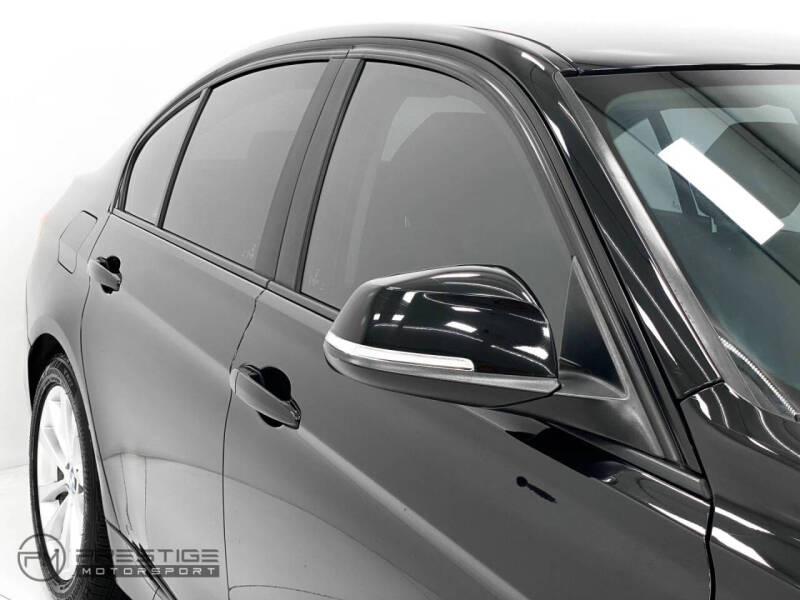 2016 BMW 3 Series 320i