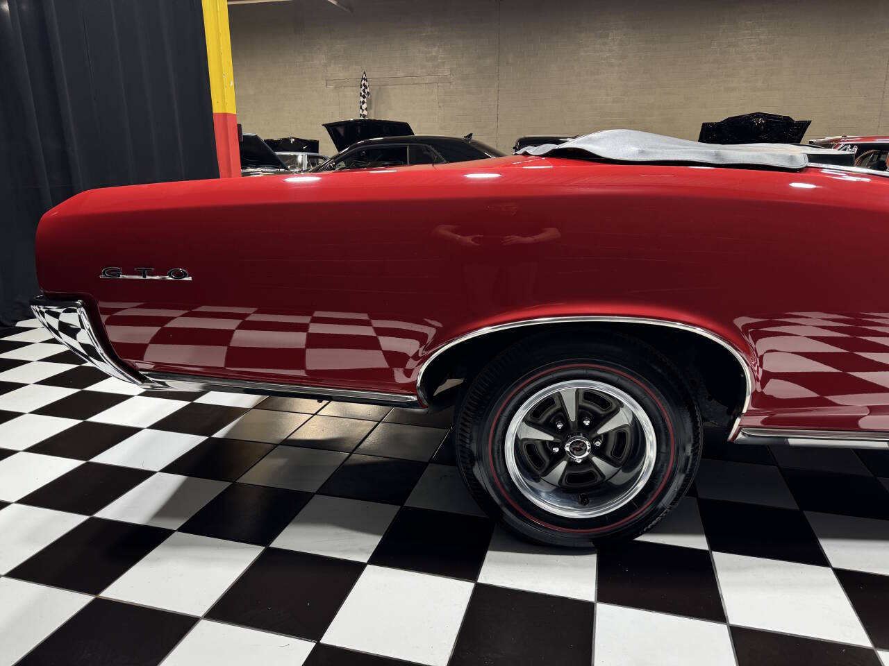 1966 Pontiac GTO 34