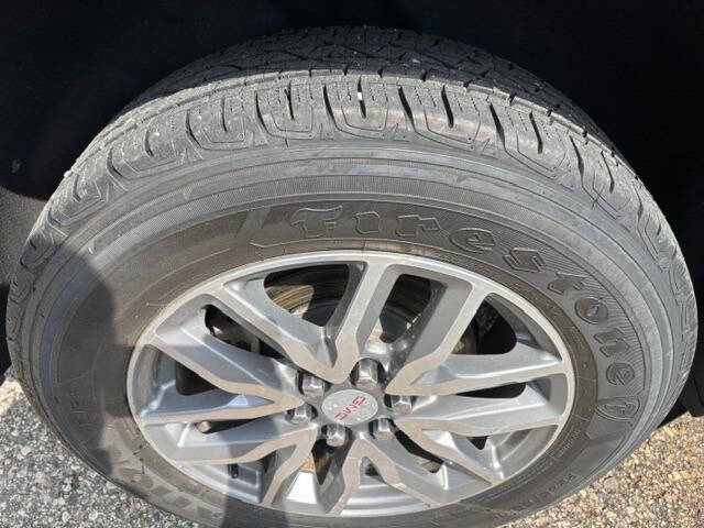 2017 GMC Acadia SLE-2