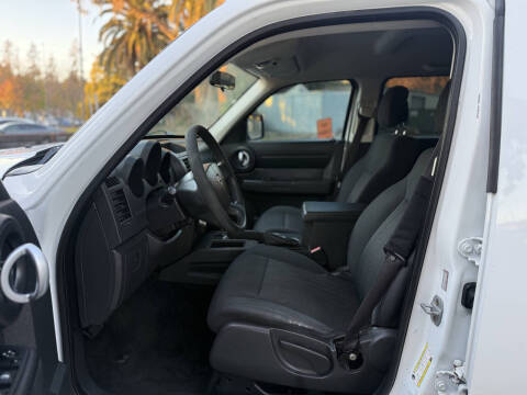 2011 Dodge Nitro SE