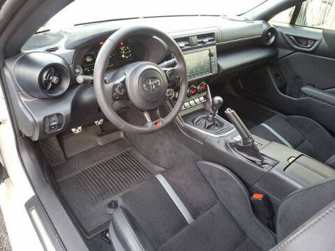 2025 Toyota GR86 Premium