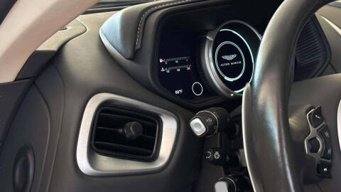 2022 Aston Martin DB11 V8