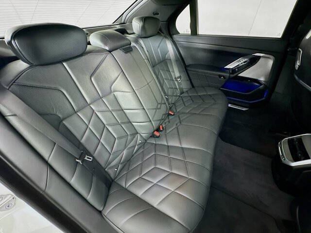 2023 BMW 7 Series 760i xDrive