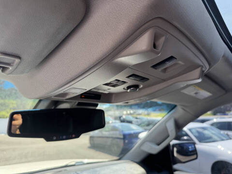 2015 Cadillac Escalade Luxury