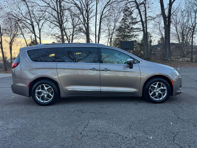 2017 Chrysler Pacifica Limited