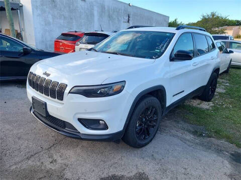 2023 Jeep Cherokee Altitude Lux