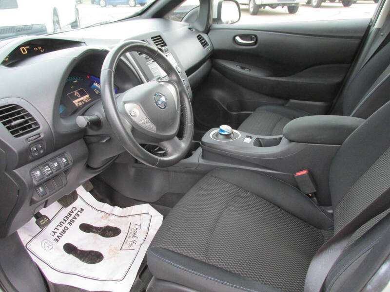 2013 Nissan LEAF S