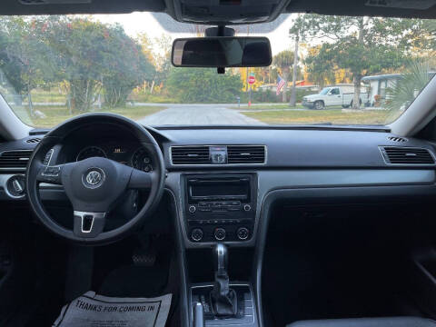 2015 Volkswagen Passat 1.8T Wolfsburg Edition