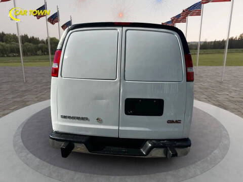 2019 GMC Savana 2500