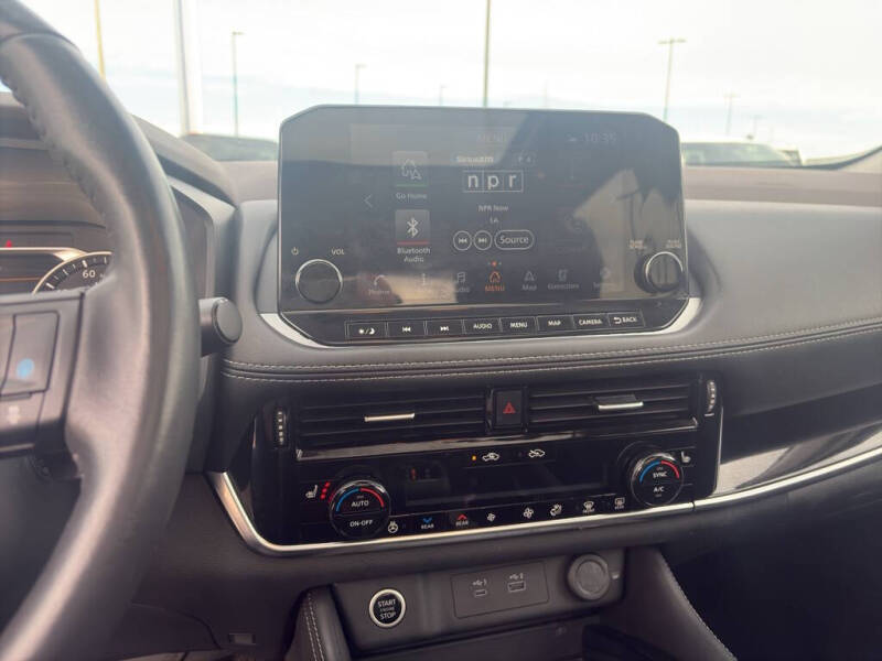 2023 Nissan Rogue SL